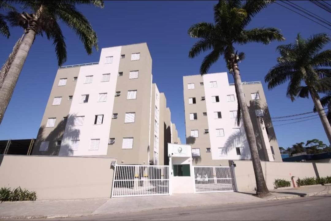 Jd Das Palmeiras Apartment Убатуба Екстериор снимка